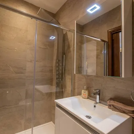 アパート Bidni Stunning 3 Bedroom In Marsaskala