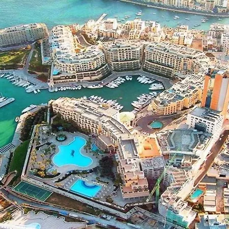 Bidni Stunning 3 Bedroom In Marsaskala * マルサスカーラ