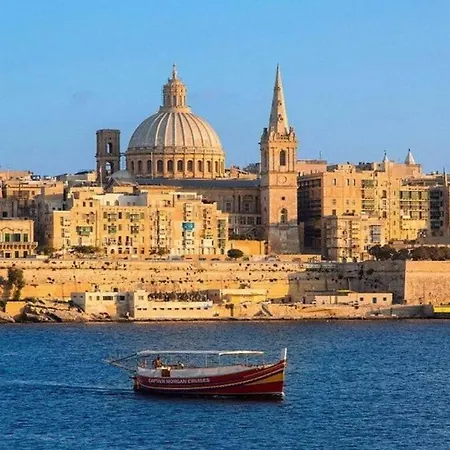 Bidni Stunning 3 Bedroom In Marsaskala *