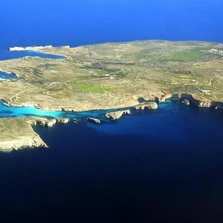 アパート Bidni Stunning 3 Bedroom In Marsaskala マルサスカーラ