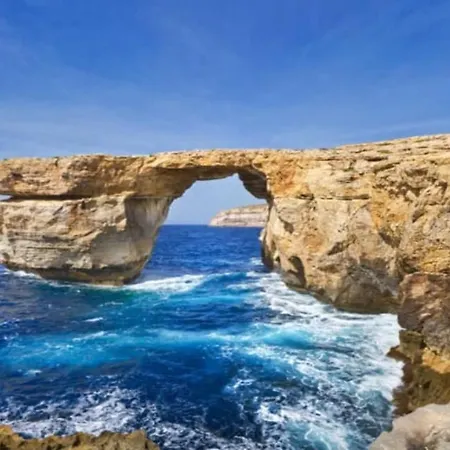 Bidni Stunning 3 Bedroom In Marsaskala アパート