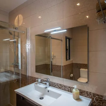 Apartment Bidni Stunning 3 Bedroom In Marsaskala